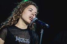 Nilüfer Yanya Profile Picture