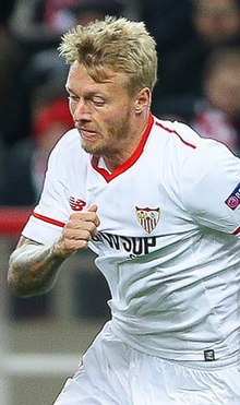 Simon Kjær Profile Picture