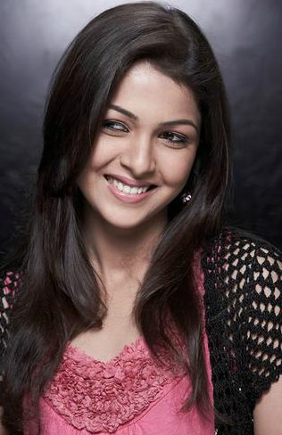 Keerti Gaekwad Kelkar Profile Picture