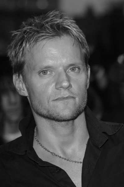 Marc Warren Profile Picture