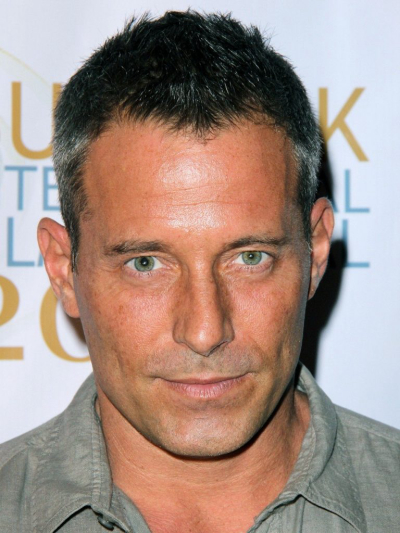 Johnny Messner Profile Picture