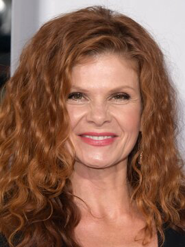 Lolita Davidovich Profile Picture