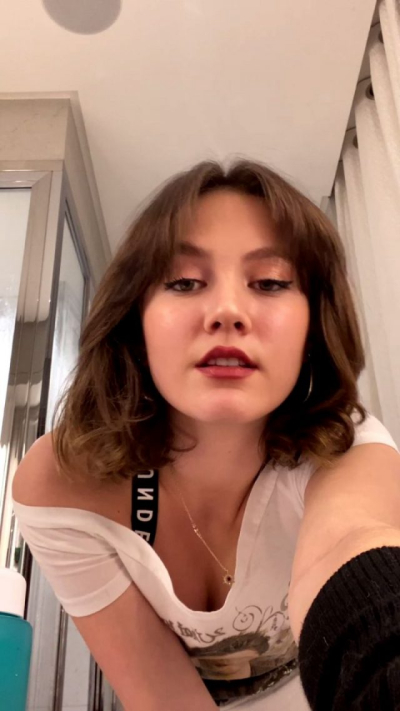 Iris Apatow Profile Picture