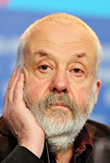 Mike Leigh Profile Picture