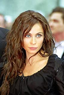 Emmanuelle Béart Profile Picture