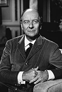 John Gielgud Profile Picture