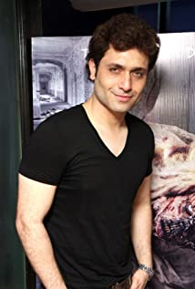 Shiney Ahuja Profile Picture