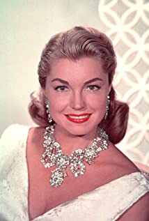 Esther Williams Profile Picture