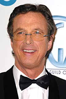Michael Crichton Profile Picture
