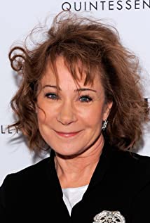 Zoë Wanamaker Profile Picture