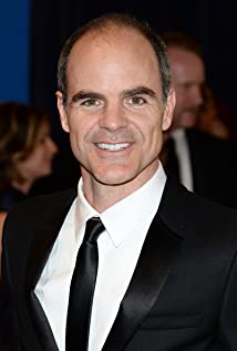 Michael Kelly Profile Picture