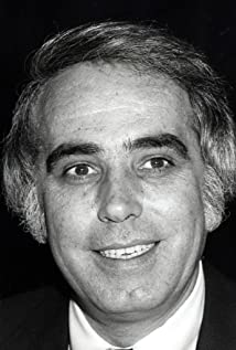 Tom Snyder Profile Picture